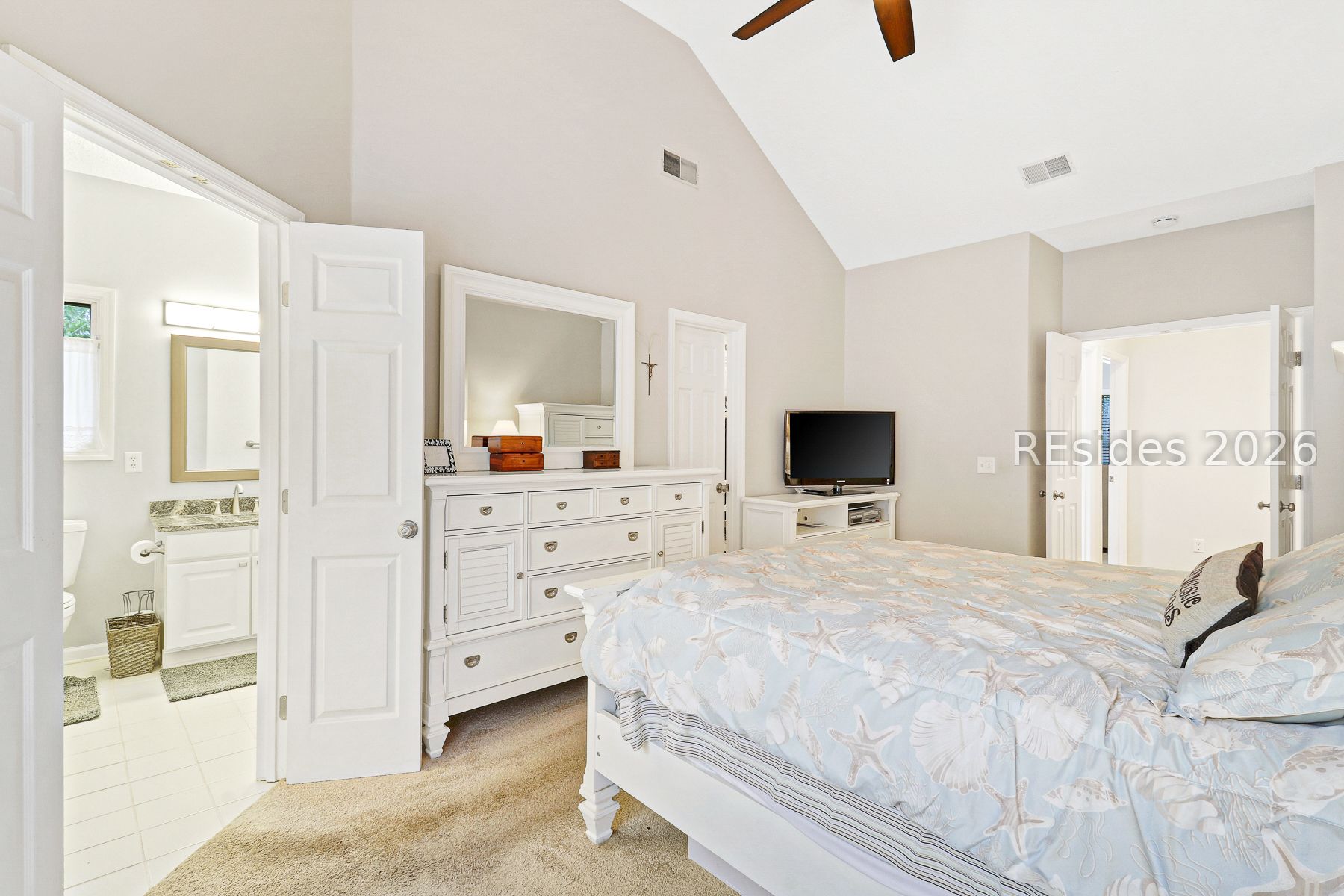 3 Crabtree Lane Bluffton, SC 29910 - Photo 19 of 56 Large Primary suite has walk-in closet
