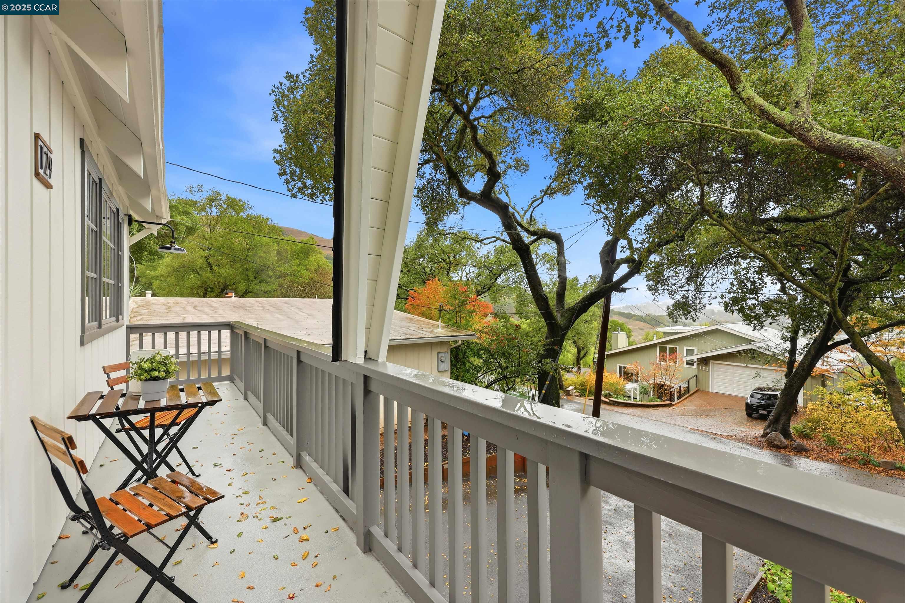 129 Spring Road Orinda, CA 94563 - Photo 3 of 22