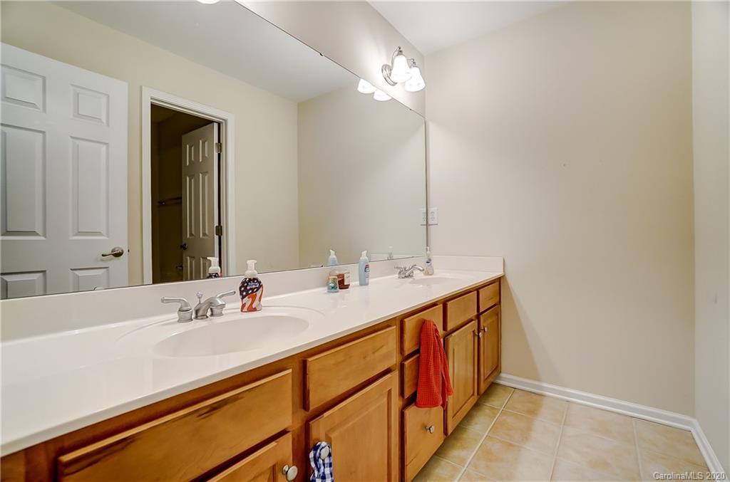 429 Buttermere Road Fort Mill, SC 29715 - Photo 29 of 48 Gallery Image 29