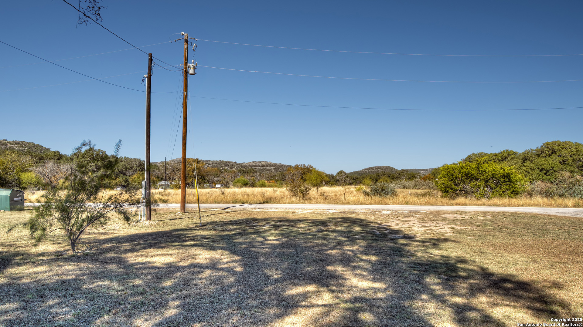 218 Trickling Creek Road Rio Frio, TX 78879 - Photo 18 of 40