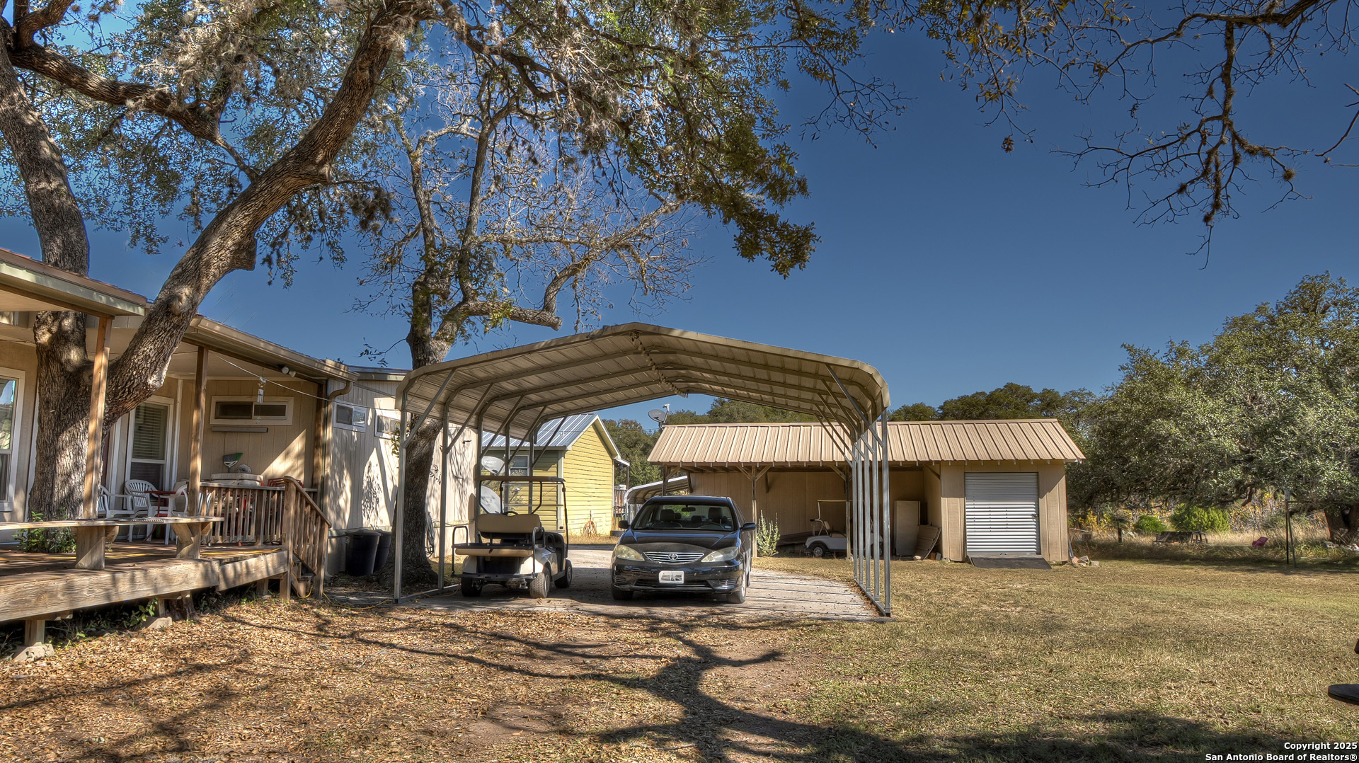 218 Trickling Creek Road Rio Frio, TX 78879 - Photo 8 of 40
