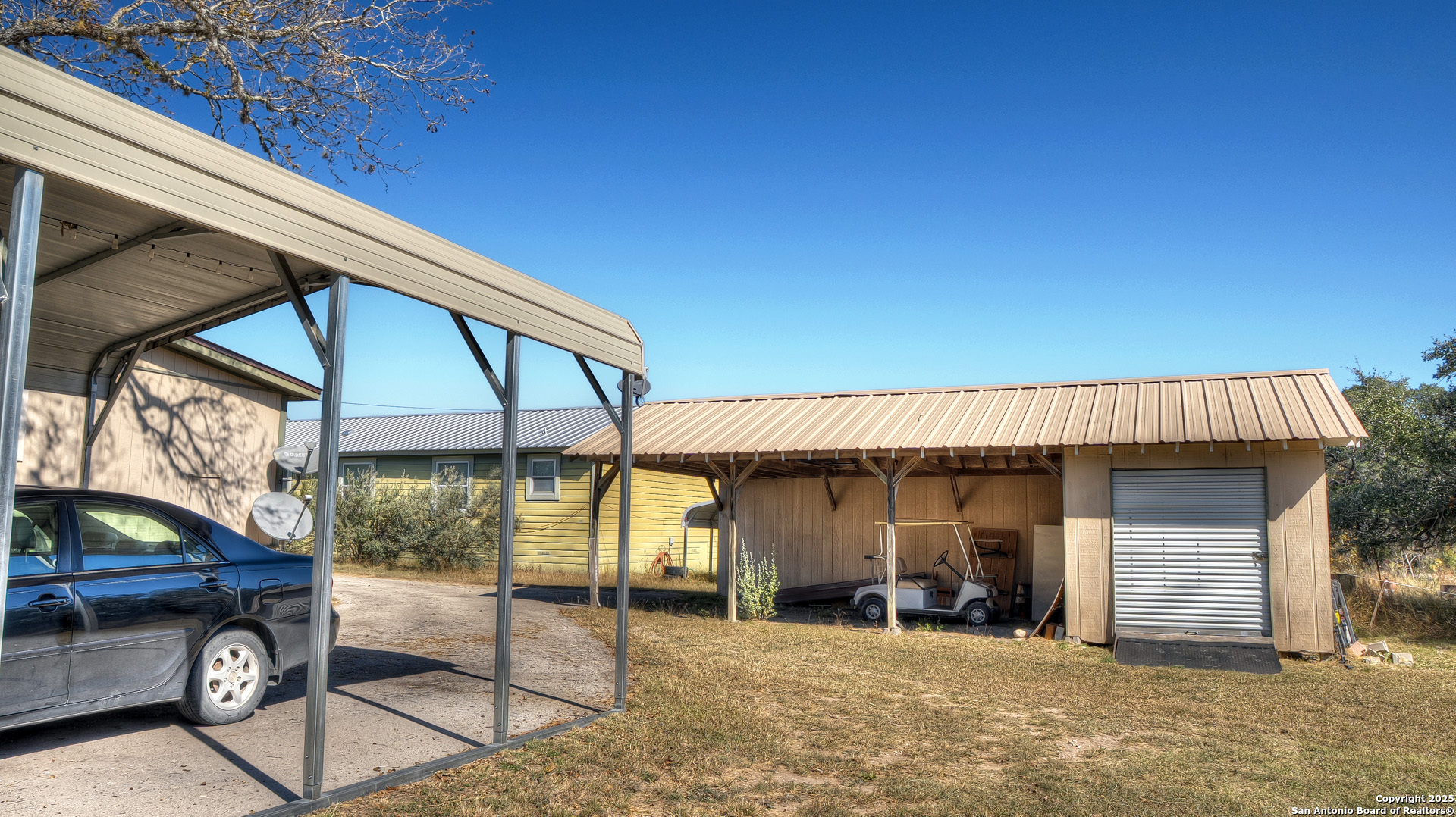 218 Trickling Creek Road Rio Frio, TX 78879 - Photo 9 of 40