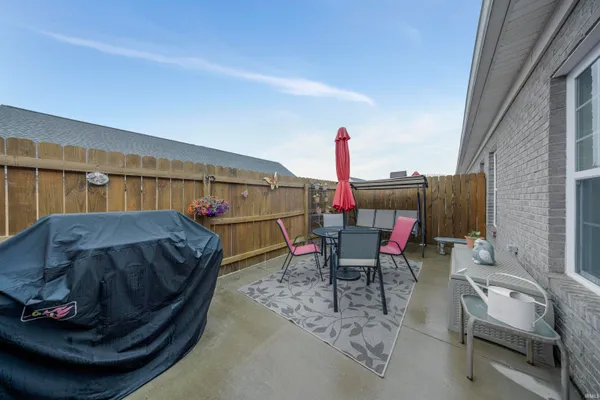 $257,000 | 2610 Purdom Court, Evansville, IN 47715