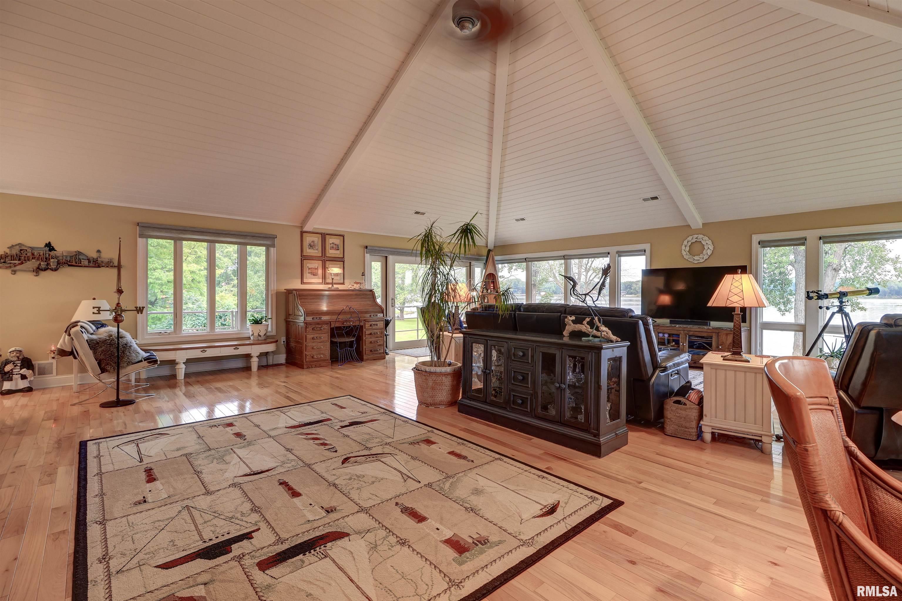 15321 Ebson Road Fulton, IL 61252 - Photo 8 of 71
