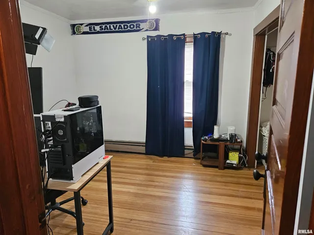 $147,000 | 1107 North Douglas Street, Peoria, IL 61606