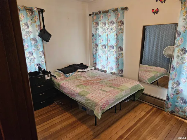 $147,000 | 1107 North Douglas Street, Peoria, IL 61606