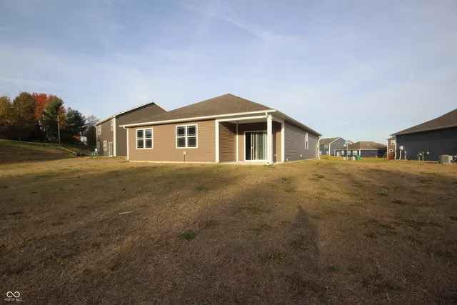 $2,000 | 10911 North Longbranch Street, Monrovia, IN 46157