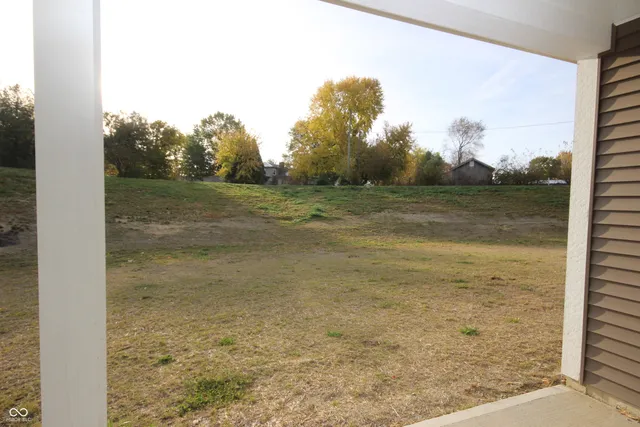 $2,000 | 10911 North Longbranch Street, Monrovia, IN 46157