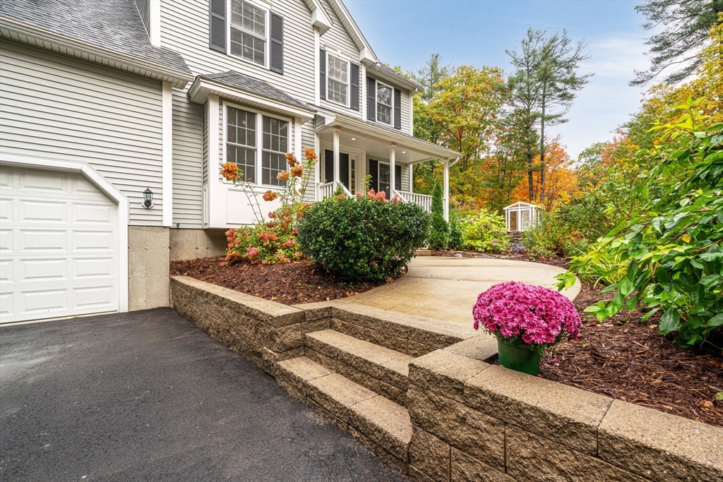 66 Barrel Road Westminster, MA 01473 - Photo 2 of 42 Gallery Image 2