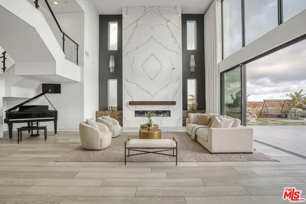 $18,000 | 20248 Willoughby Lane, Porter Ranch, CA 91326