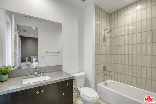 $18,000 | 20248 Willoughby Lane, Porter Ranch, CA 91326