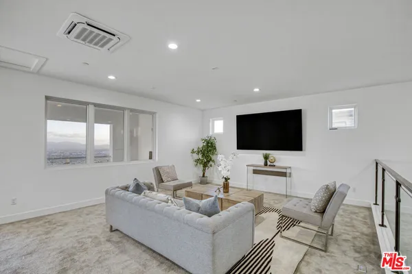 $18,000 | 20248 Willoughby Lane, Porter Ranch, CA 91326