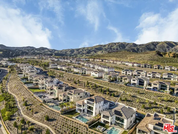 $18,000 | 20248 Willoughby Lane, Porter Ranch, CA 91326