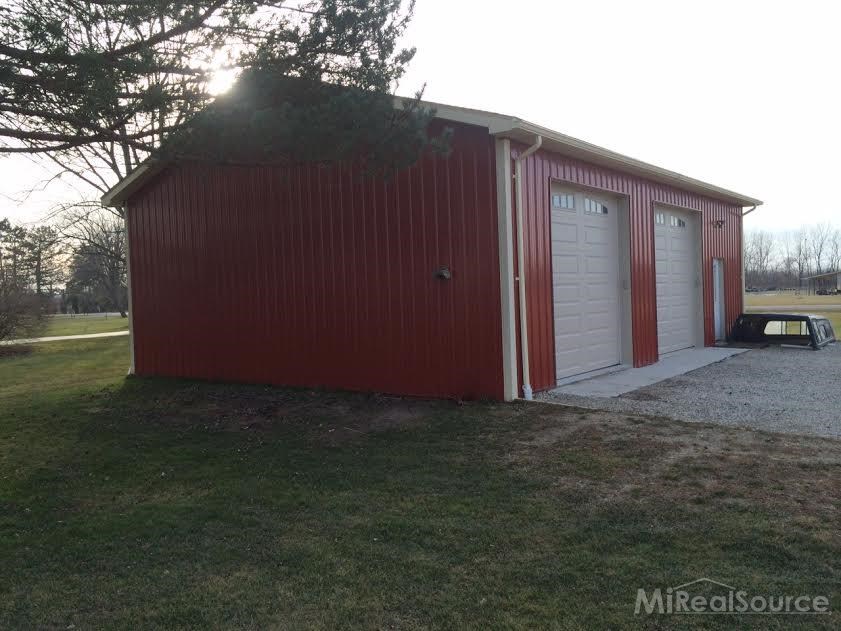 6691 Marsh Road Marine City, MI 48039 - Photo 7 of 19 31225309-6.JPG