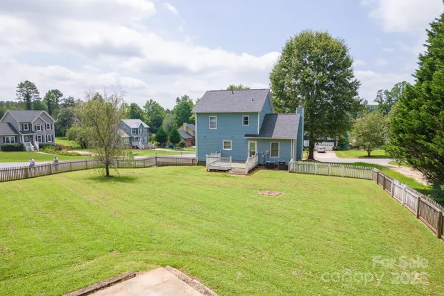 $329,000 | 1160 Mulberry Lane, Hickory, NC 28602