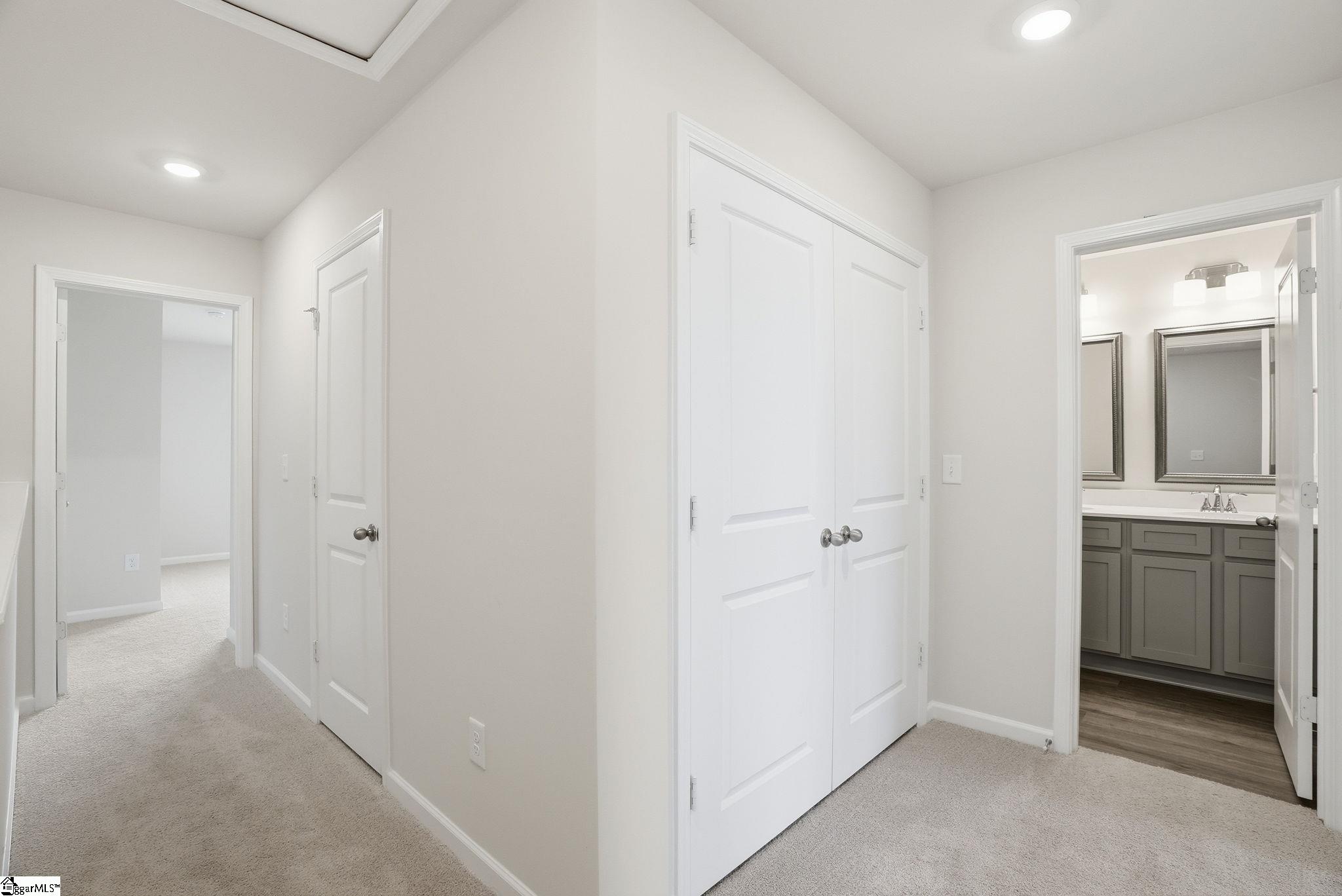 319 Lilac Loop Greenwood, SC 29646 - Photo 12 of 26
