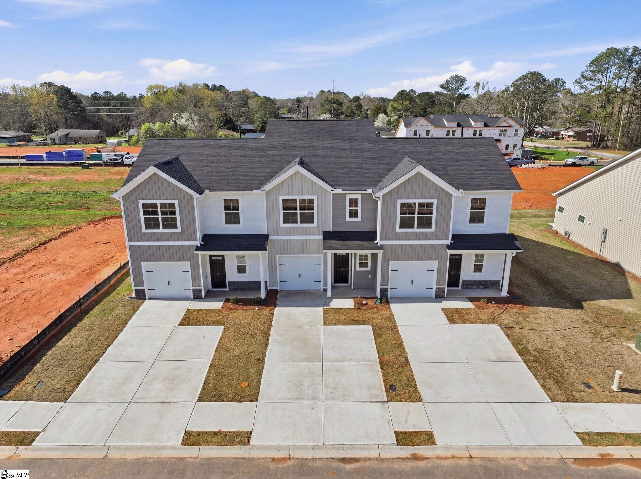 319 Lilac Loop Greenwood, SC 29646 - Photo 2 of 26