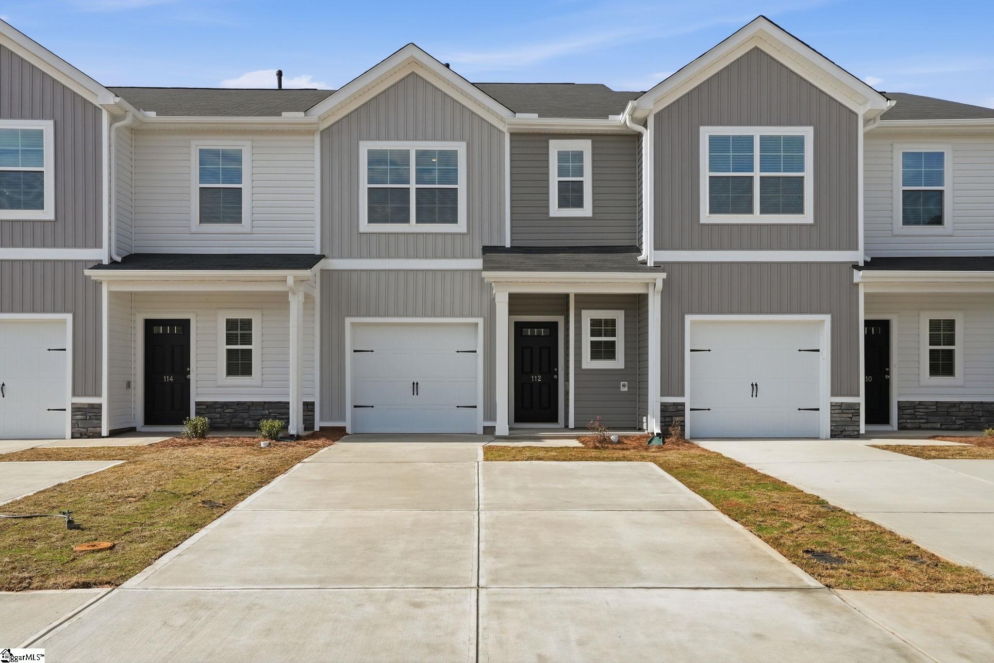 319 Lilac Loop Greenwood, SC 29646 - Photo 4 of 26