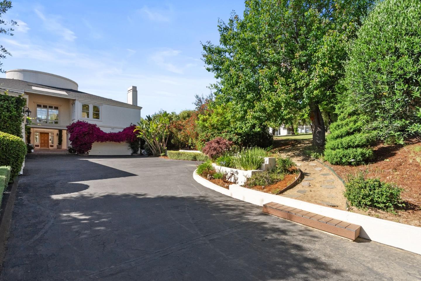 2589 Greenrock Road Milpitas, CA 95035 - Photo 2 of 76 a view of a back yard of the house