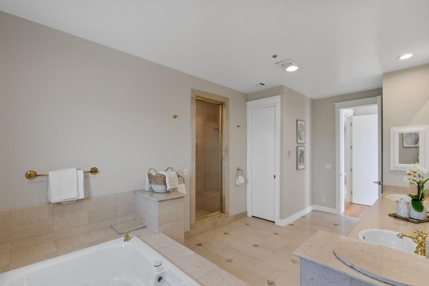 2589 Greenrock Road Milpitas, CA 95035 - Photo 31 of 76 a bathroom with a sink and a bath tub