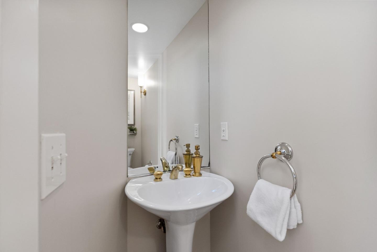 2589 Greenrock Road Milpitas, CA 95035 - Photo 45 of 76