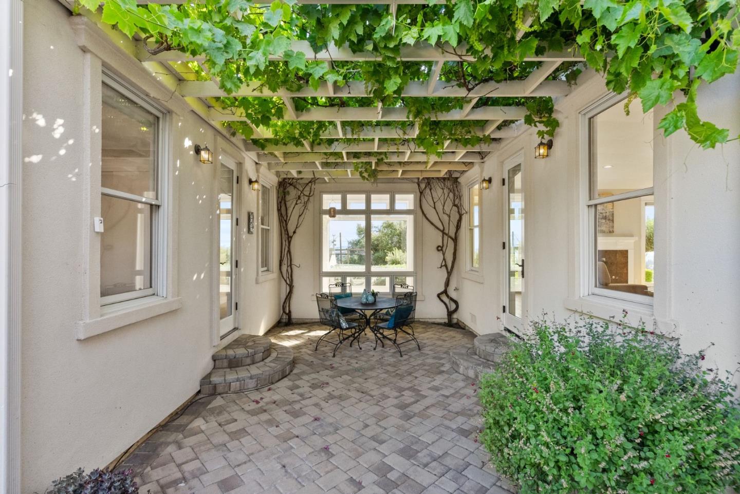 2589 Greenrock Road Milpitas, CA 95035 - Photo 6 of 76