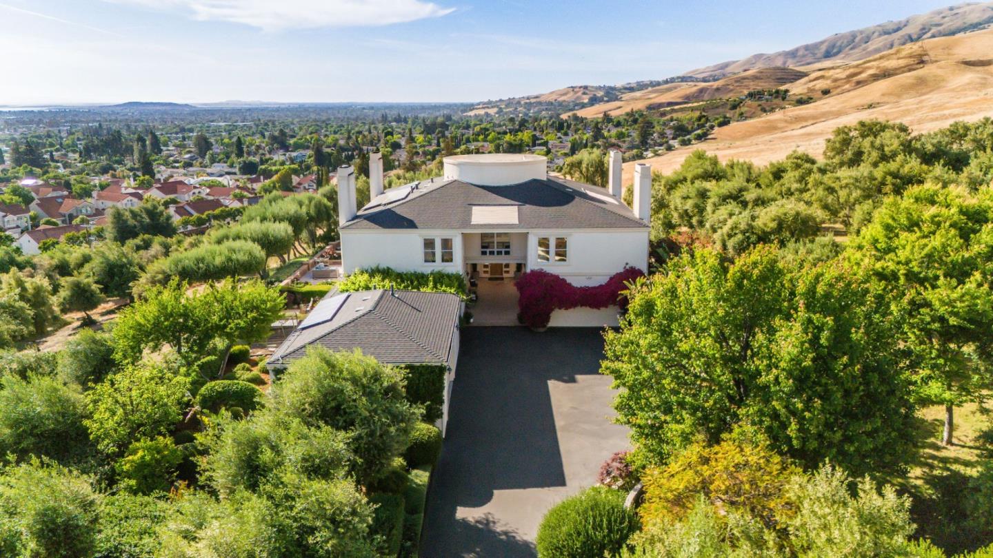 2589 Greenrock Road Milpitas, CA 95035 - Photo 61 of 76 an aerial view of a house with a yard