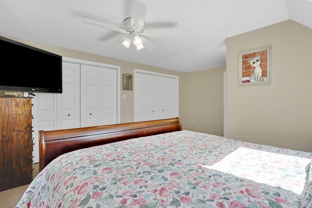 55 Southampton Road Westhampton, MA 01027 - Photo 20 of 38