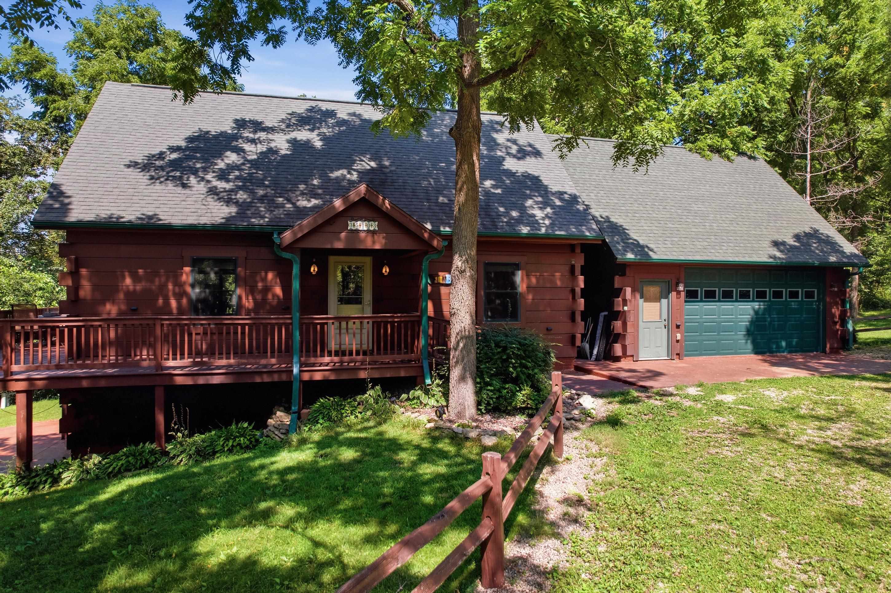 35103 Nature Prairie du Chien, WI 53821 - Photo 2 of 34 Gallery Image 2