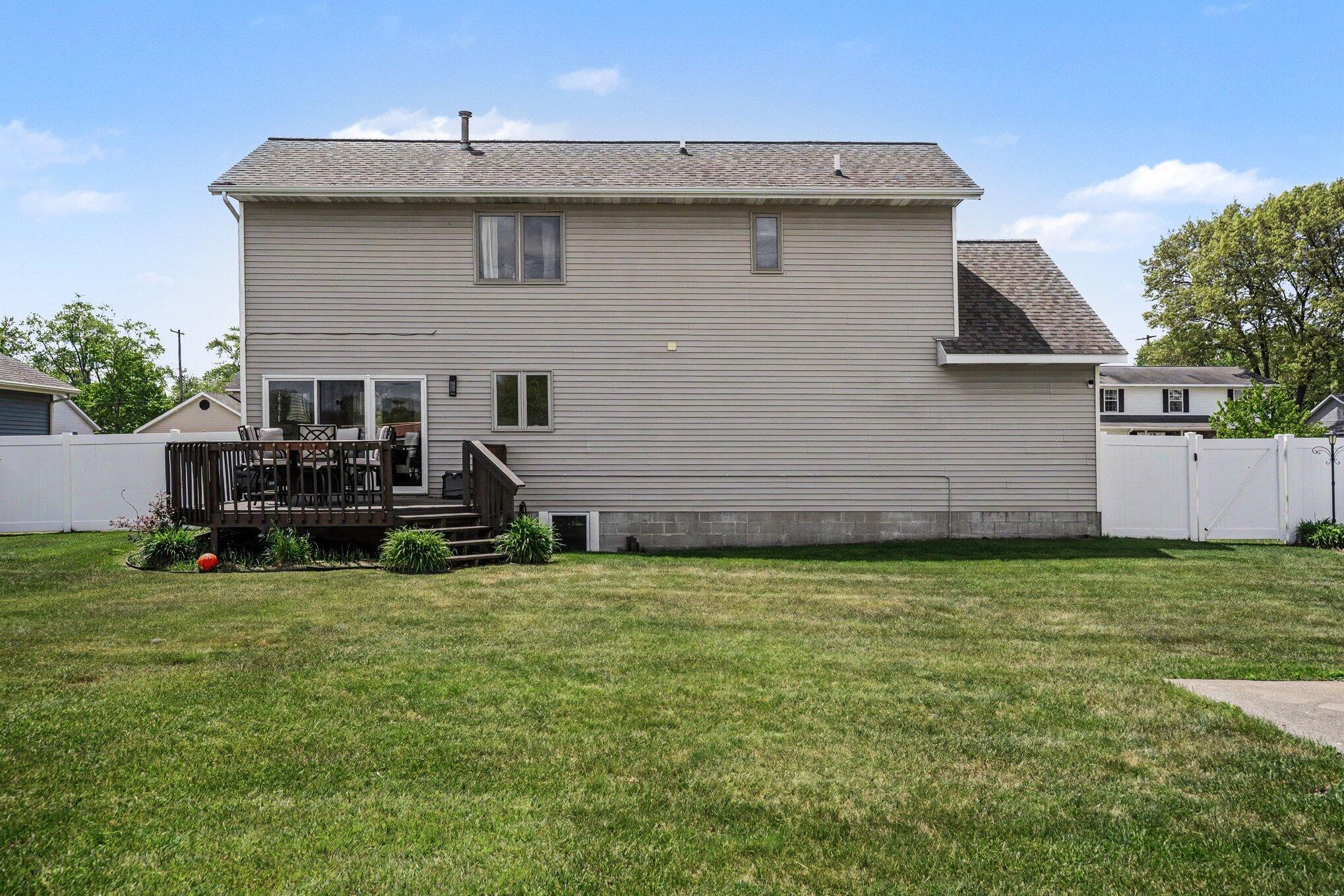 1524 Garrison Road Muskegon, MI 49441 - Photo 24 of 25 025_file_4502
