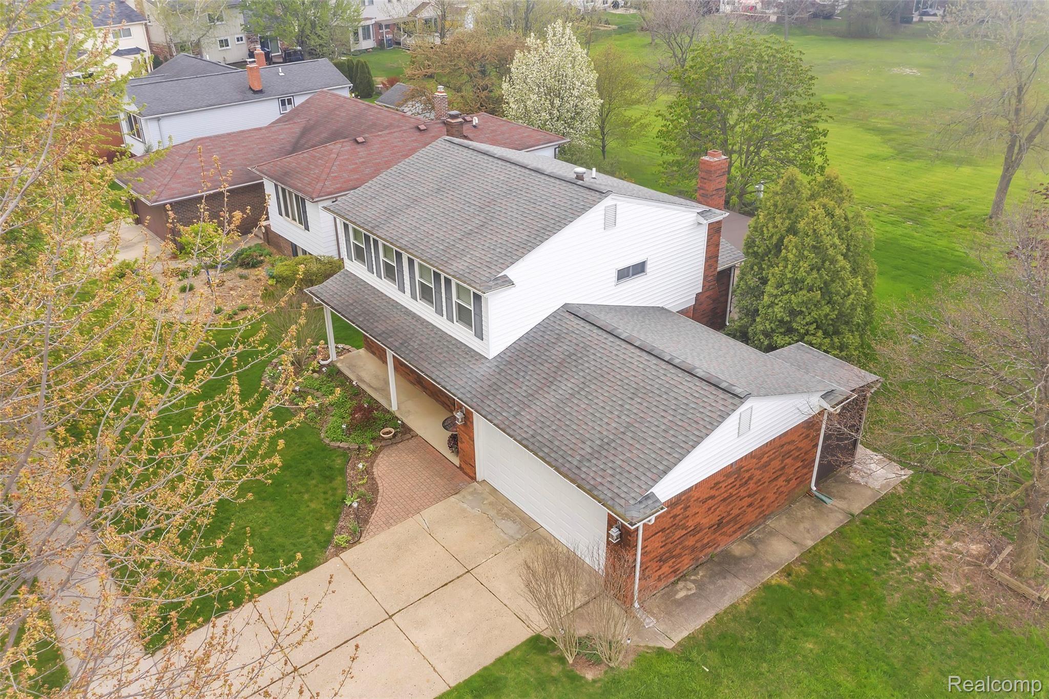 42059 Hanford Road Canton, MI 48187 - Photo 46 of 50 42059-Hanfod-WindowStill-Real-Estate-Photography-46.jpg