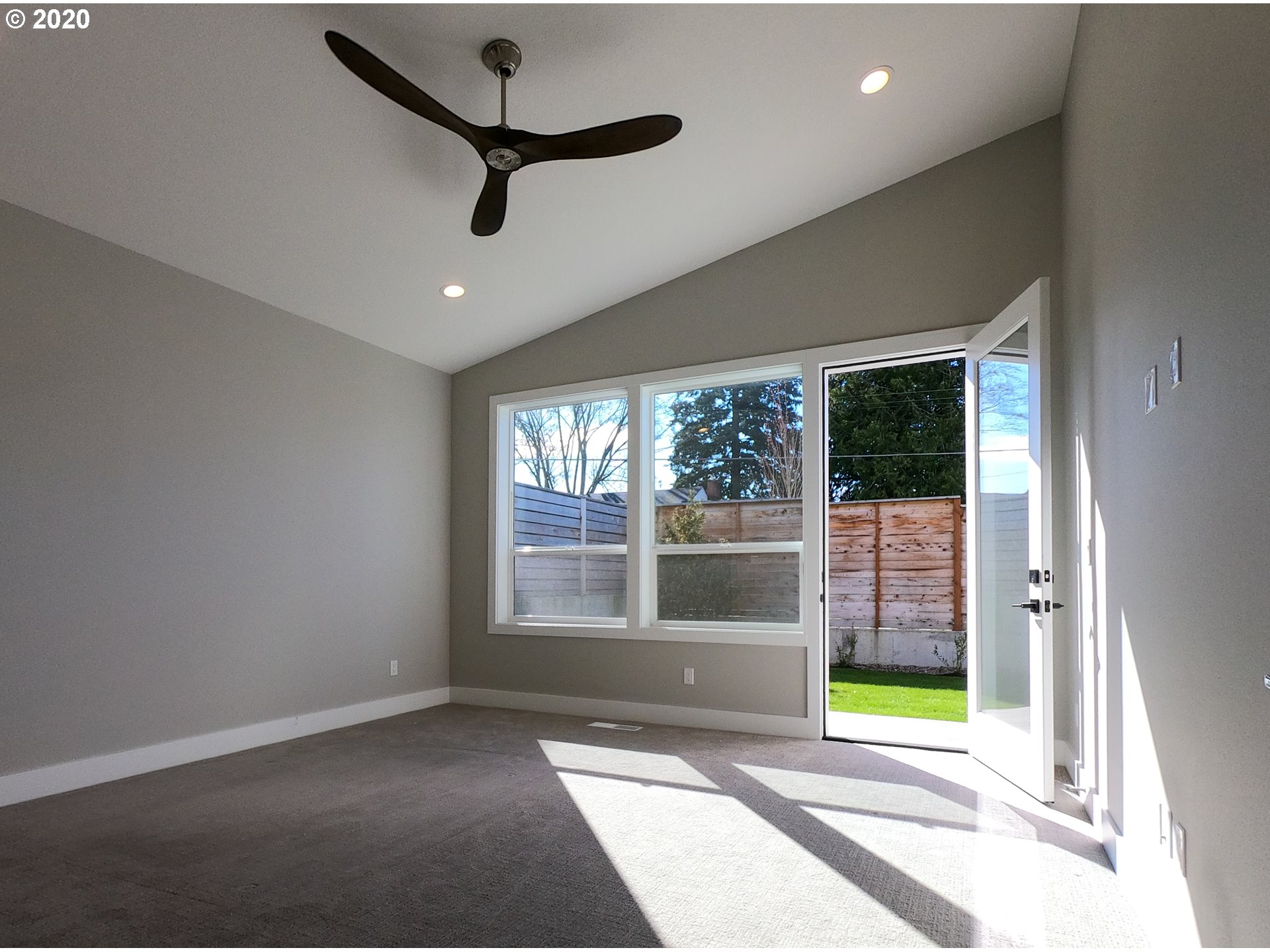 8130 Southwest Laurel Street Portland, OR 97225 - Photo 14 of 24 Gallery Image 14