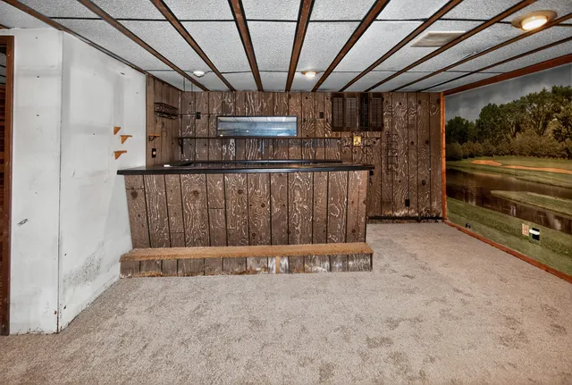 $312,500 | 550 West Oakwood Road, Oak Creek, WI 53154