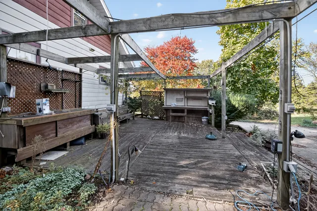 $312,500 | 550 West Oakwood Road, Oak Creek, WI 53154