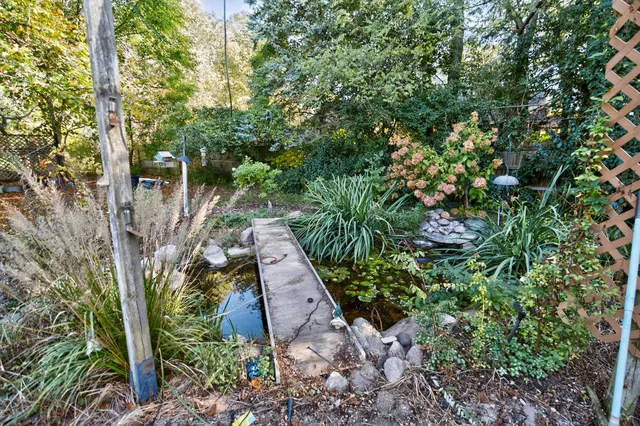 $312,500 | 550 West Oakwood Road, Oak Creek, WI 53154