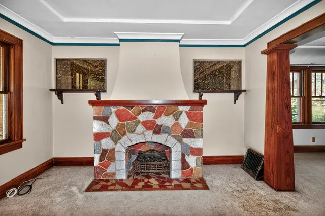 $312,500 | 550 West Oakwood Road, Oak Creek, WI 53154