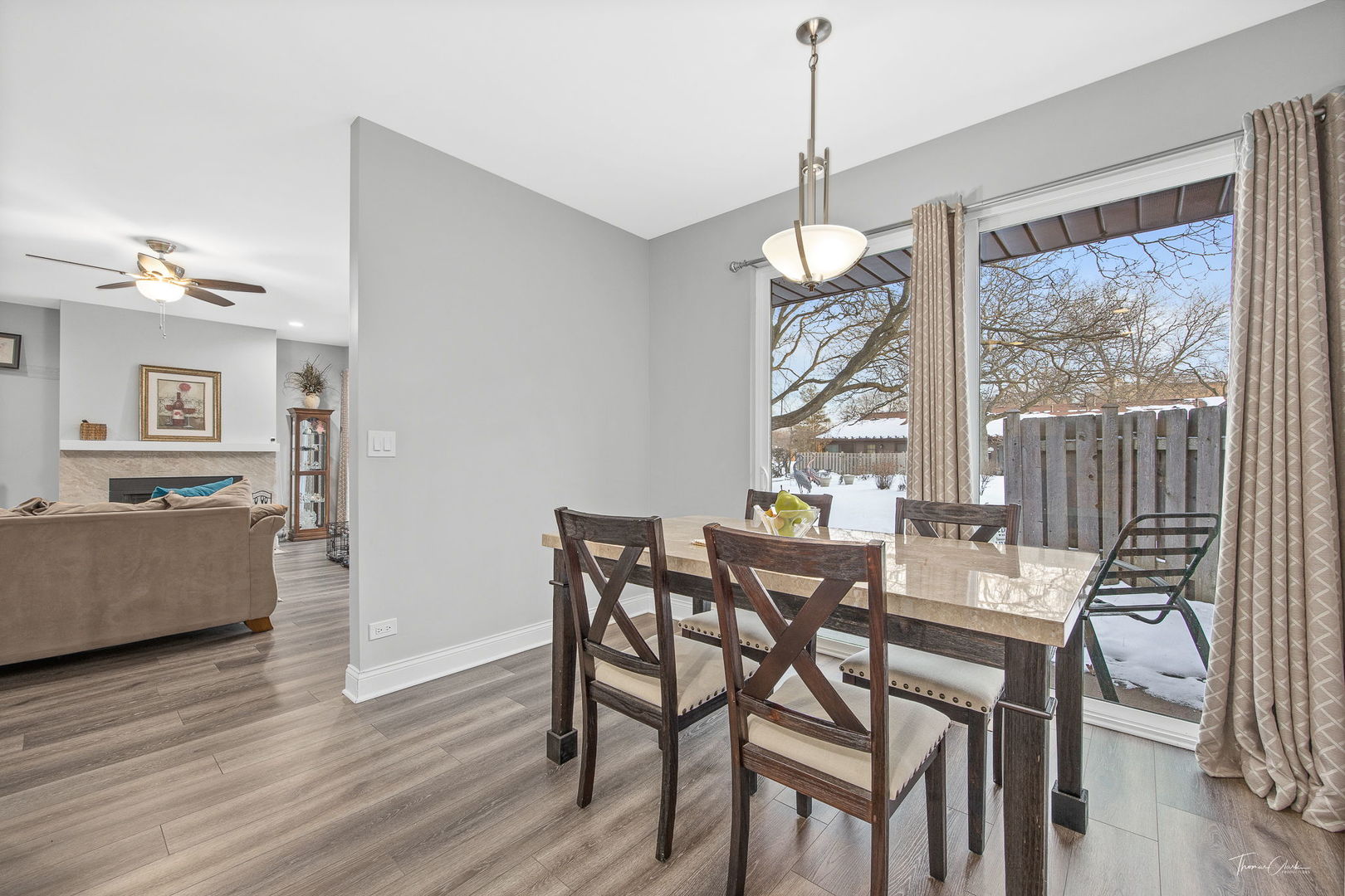 481 Raintree Court, Unit E Glen Ellyn, IL 60137 - Photo 15 of 39 Gallery Image 15