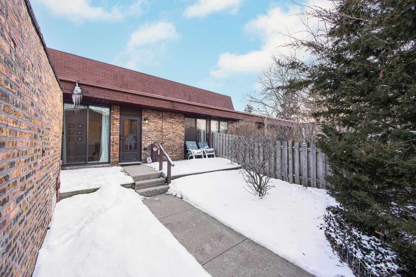 481 Raintree Court, Unit E Glen Ellyn, IL 60137 - Photo 27 of 39 Gallery Image 27