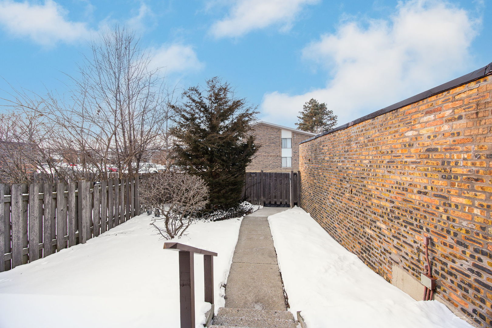 481 Raintree Court, Unit E Glen Ellyn, IL 60137 - Photo 29 of 39 Gallery Image 29