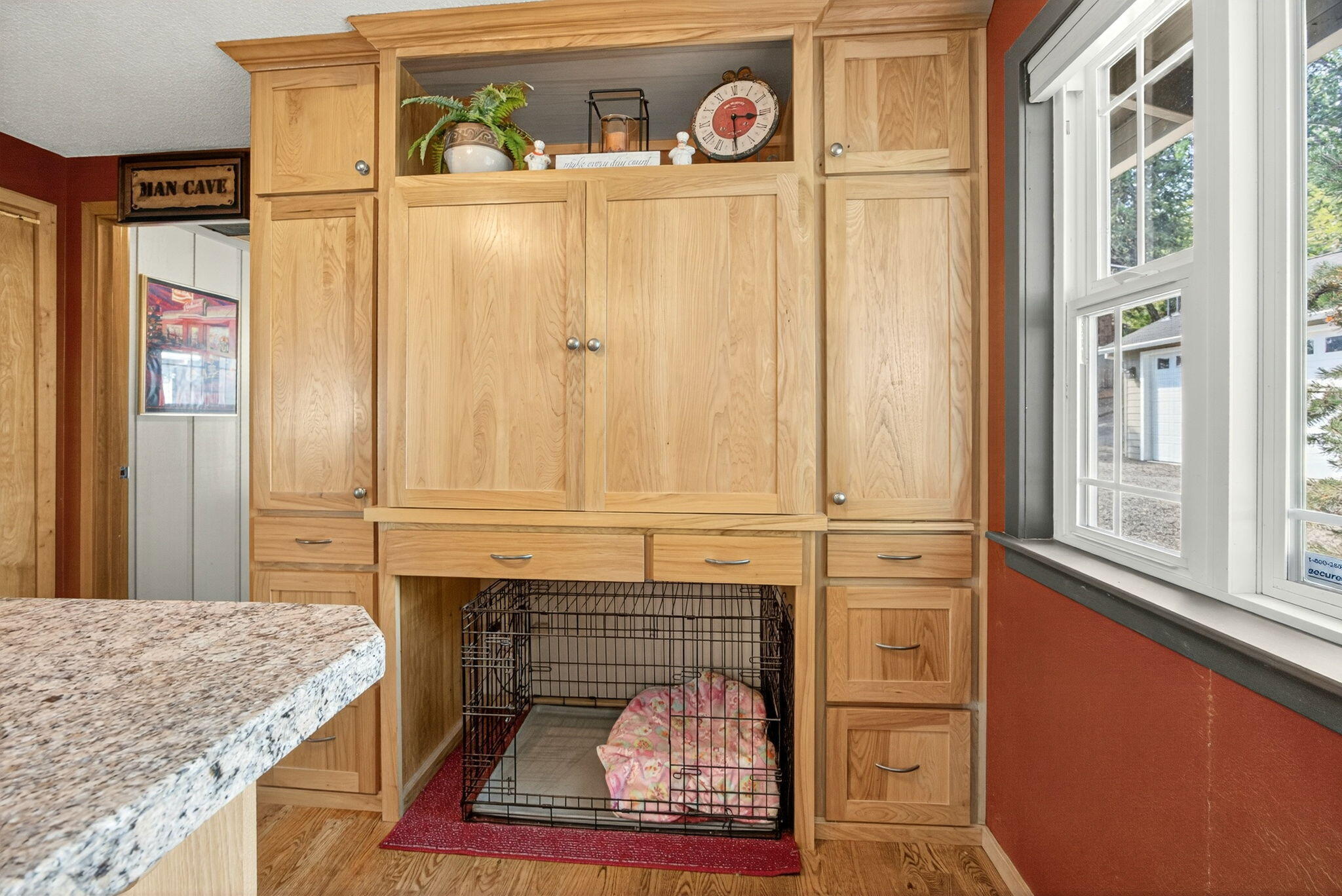 1773 Alta Vista Road Eagle Point, OR 97524 - Photo 49 of 73 Kitchen