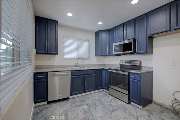 $220,000 | 2900 Andre Lane, Turlock, CA 95382