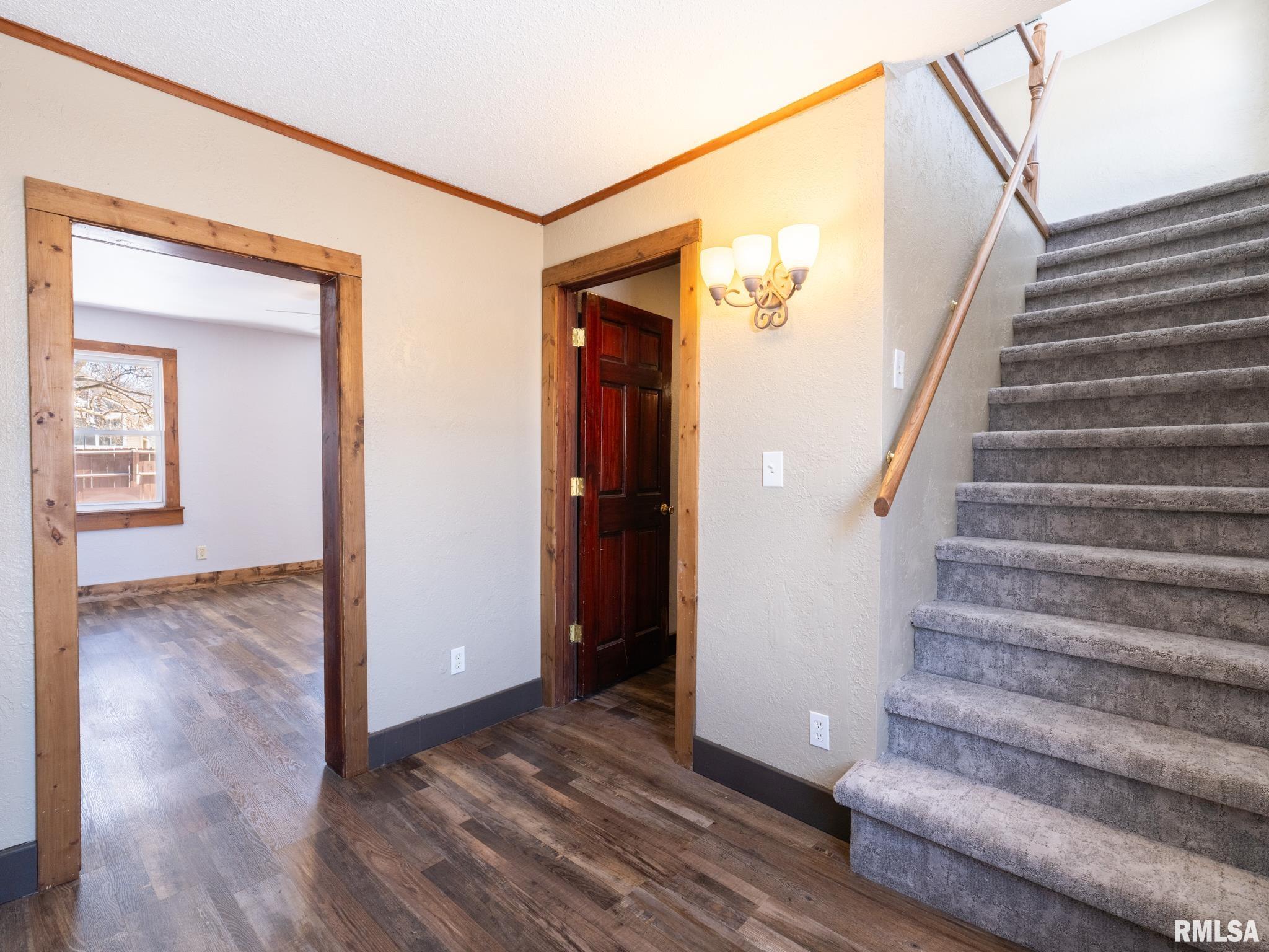 222 East Patton Avenue Lewistown, IL 61542 - Photo 26 of 53