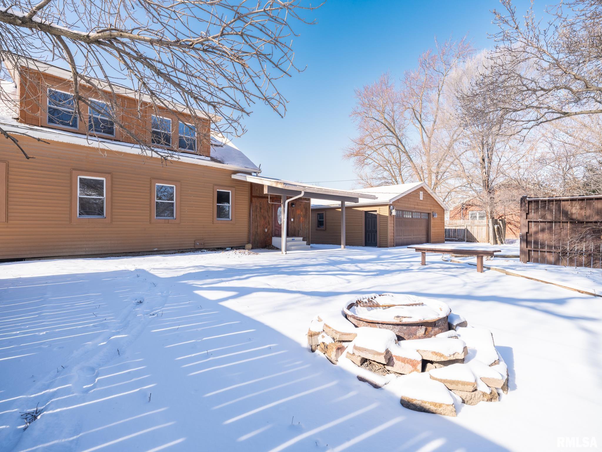 222 East Patton Avenue Lewistown, IL 61542 - Photo 45 of 53