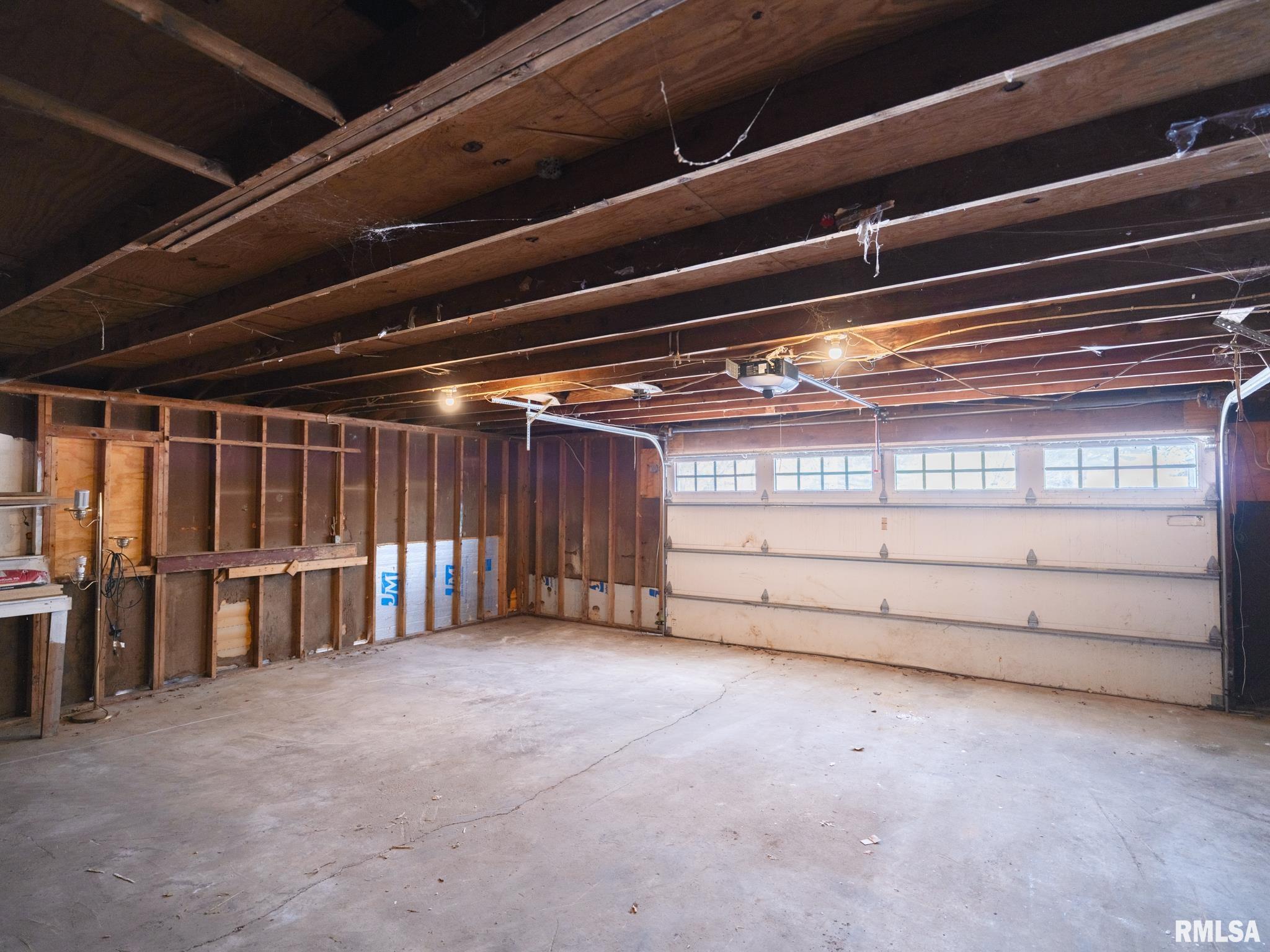 222 East Patton Avenue Lewistown, IL 61542 - Photo 48 of 53