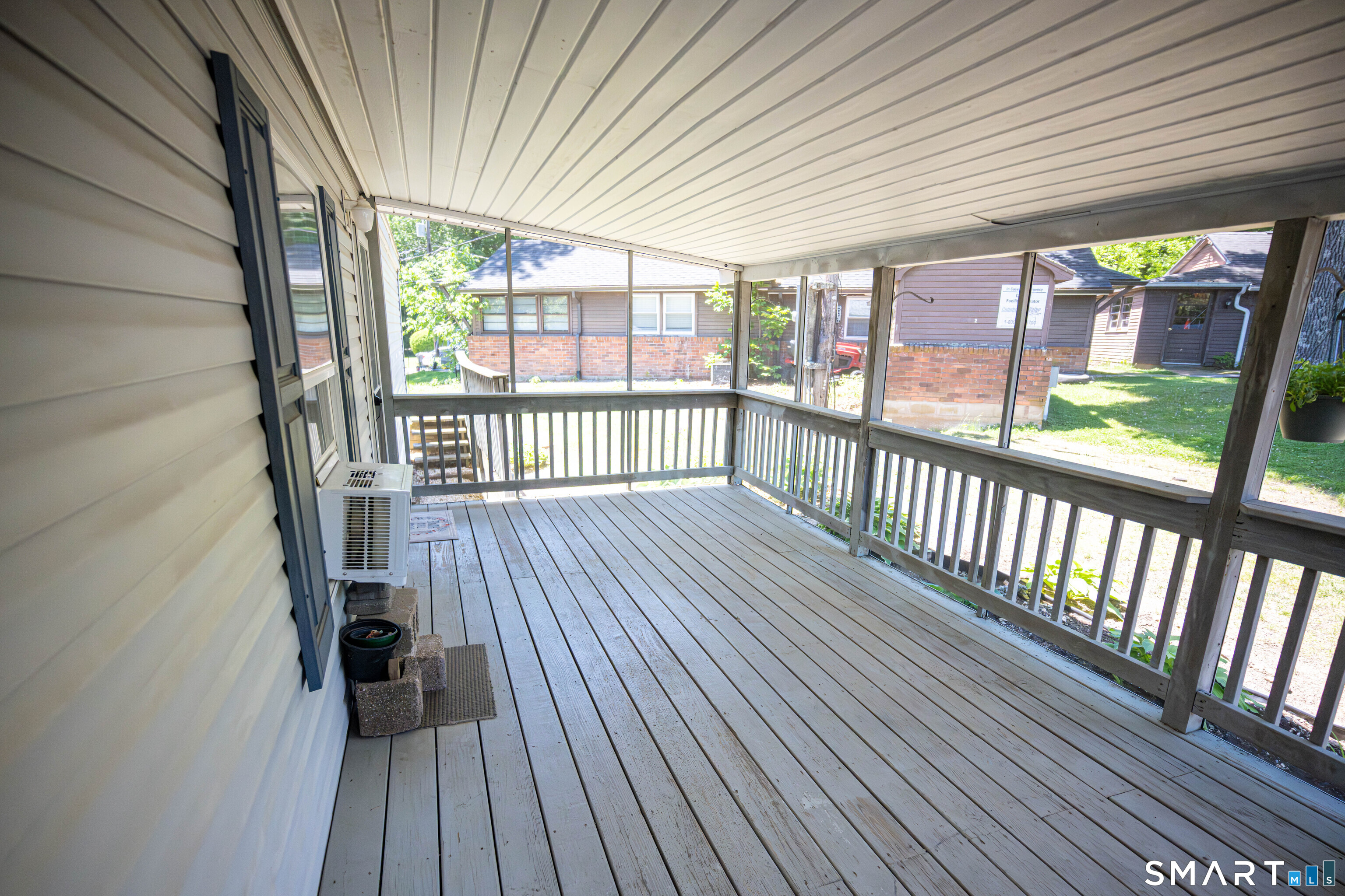 55 Mountainview Road East Hampton, CT 06424 - Photo 6 of 24