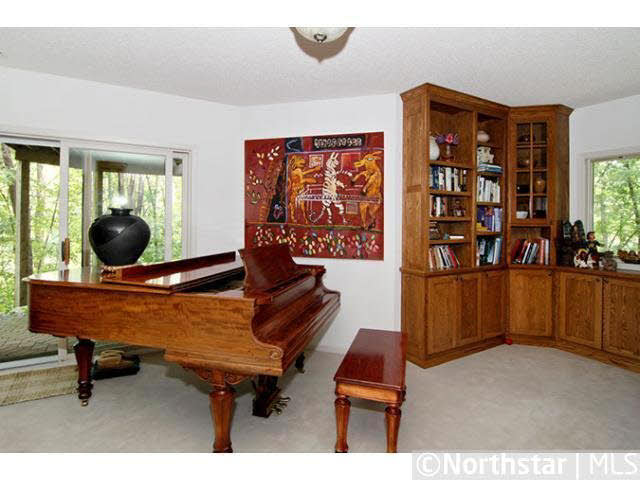3625 Baker Road Minnetonka, MN 55305 - Photo 12 of 18 Gallery Image 12