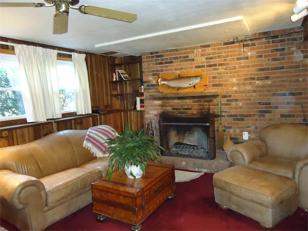 249 Rock Valley Road Holyoke, MA 01040 - Photo 15 of 22