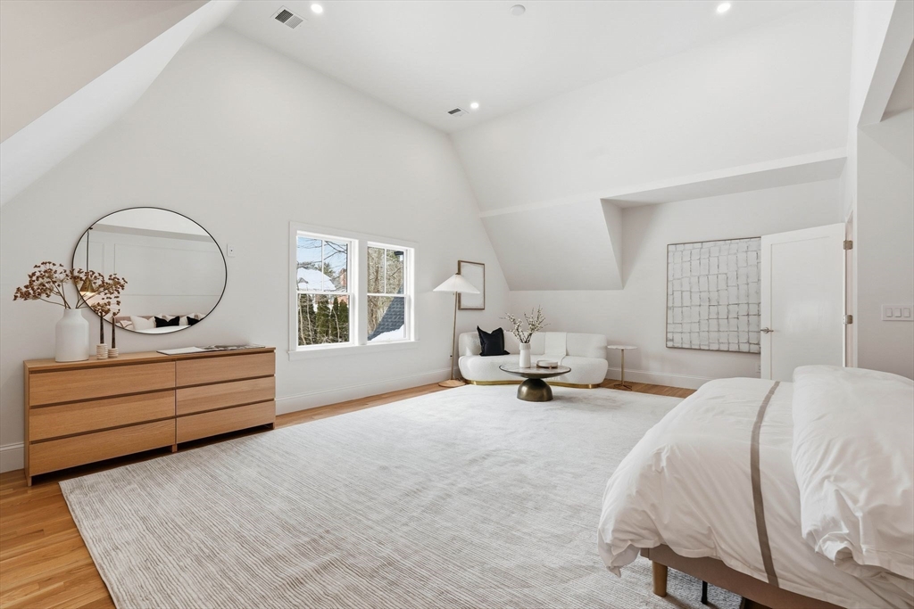 60 R Lynnbrook Road Lynnfield, MA 01940 - Photo 11 of 38