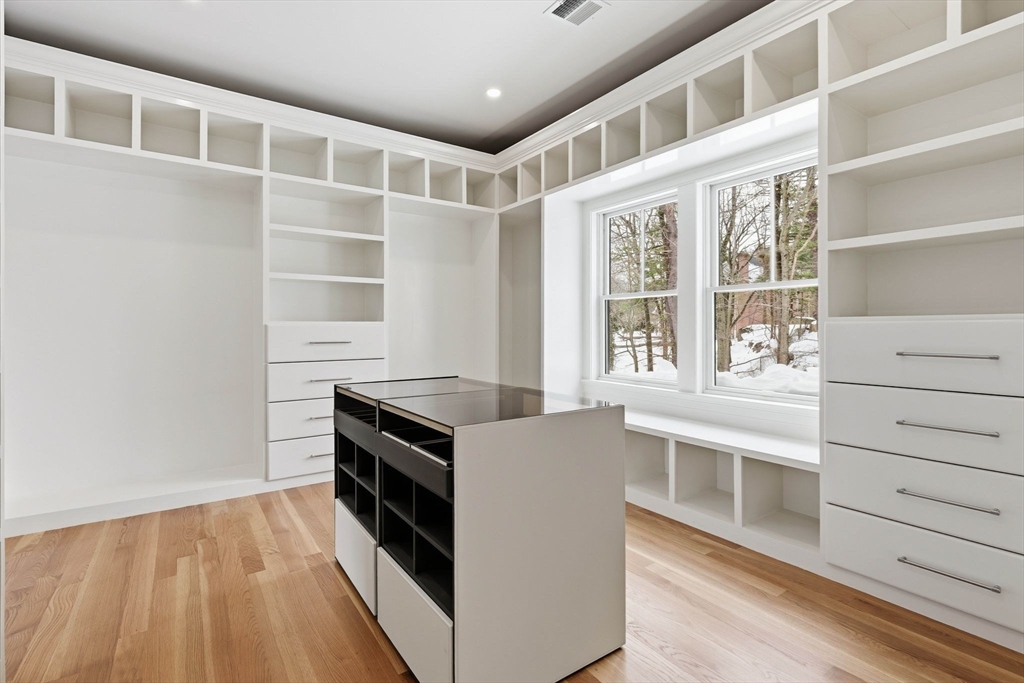 60 R Lynnbrook Road Lynnfield, MA 01940 - Photo 14 of 38