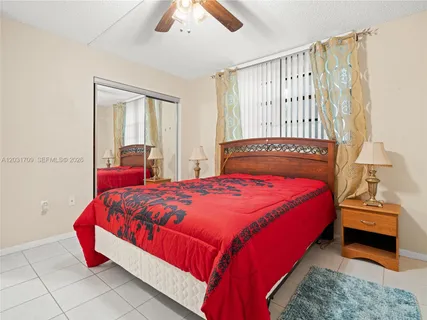 $179,999 | 901 Colony Point Circle, Unit 112, Pembroke Pines, FL 33026